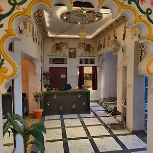 Ushaan Haveli Hotel