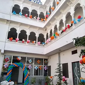 Gokul Palace Hotel